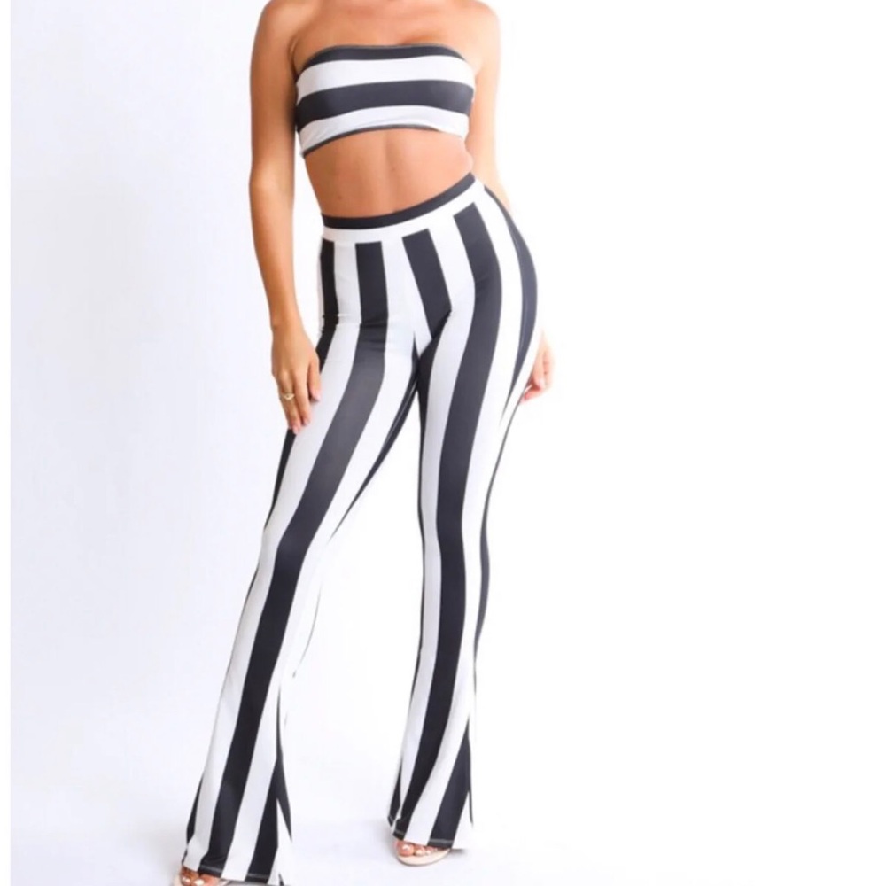 Two Piece Black and White Pants Set